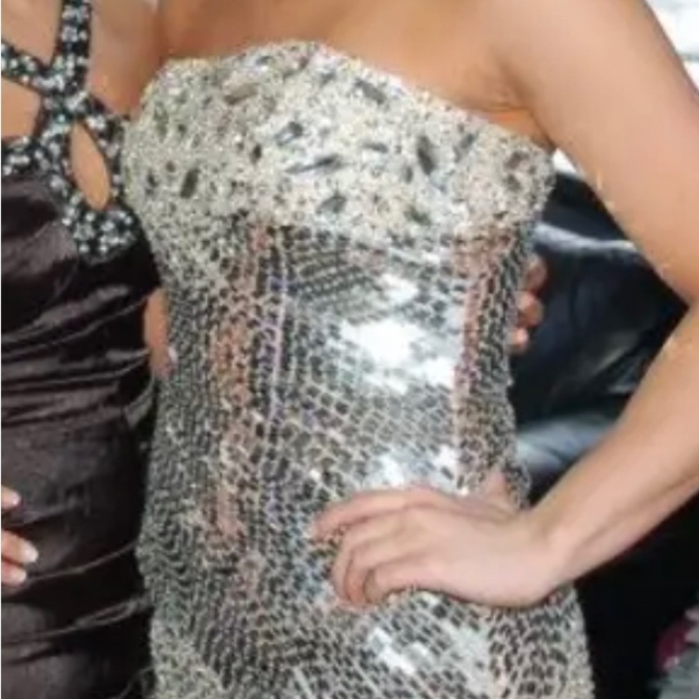 Sherri Hill dress - Picture 2 of 2